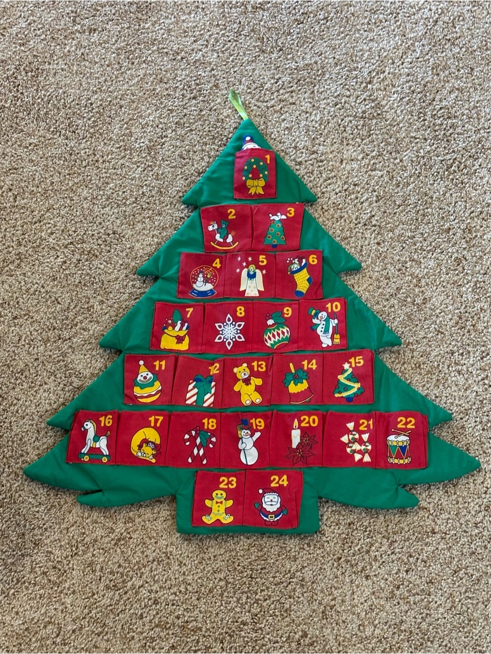 Vintage Avon Countdown to Christmas Fabric Tree Advent Calendar with Marker 1995